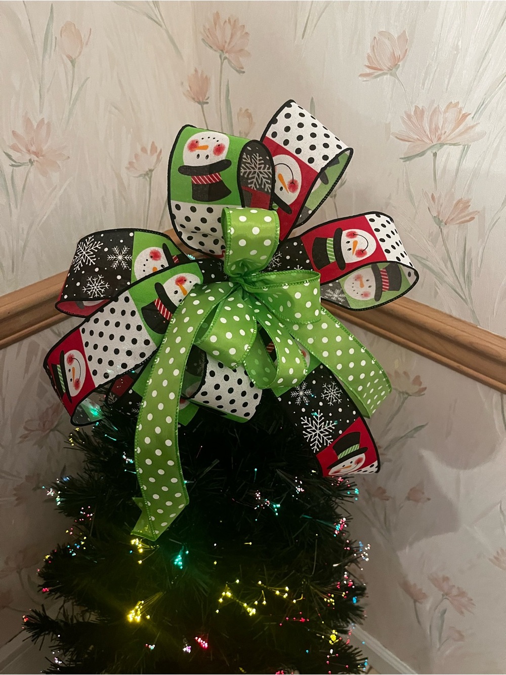 Green Polka Dot Snowman Tree Topper Bow